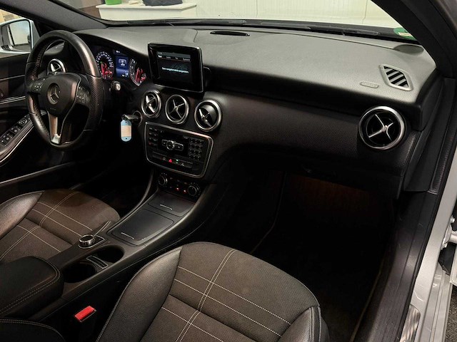 Mercedes-benz - a-klasse - 180 ambition - car - 2014|1-xtr-96|iaw - afbeelding 7 van  14