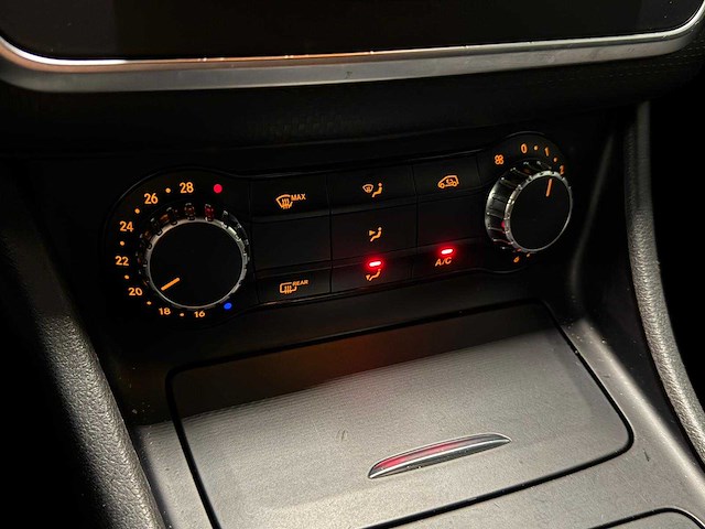 Mercedes-benz - a-klasse - 180 ambition - car - 2014|1-xtr-96|iaw - afbeelding 14 van  14