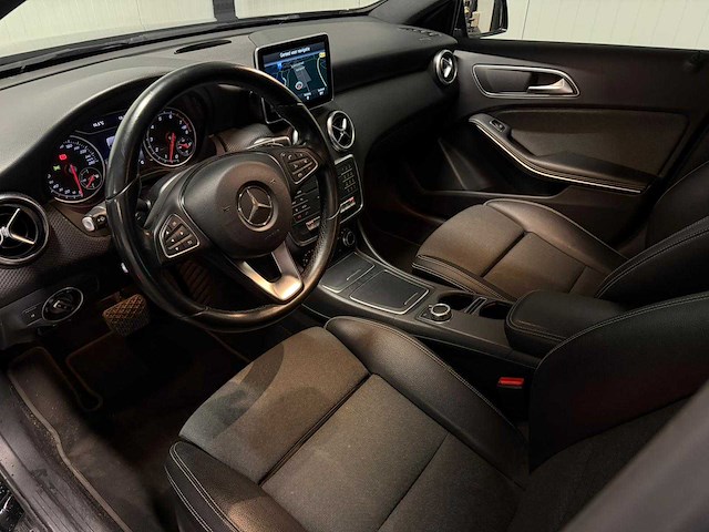 Mercedes-benz - a-klasse - 180 ambition 2015 hd-642-l iaw - afbeelding 4 van  24