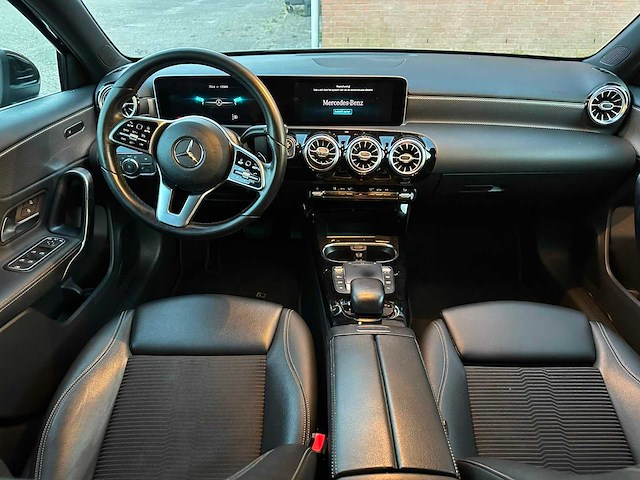 Mercedes-benz - a-klasse - 180 bns solution - car - automaat - 2020 - afbeelding 5 van  29