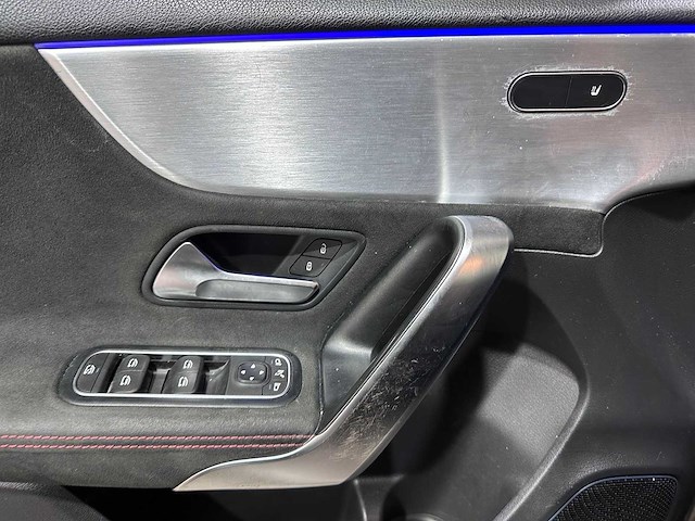 Mercedes-benz - a-klasse - 180 d bns sol amg automaat - g-358-rx- 2019 - afbeelding 2 van  20