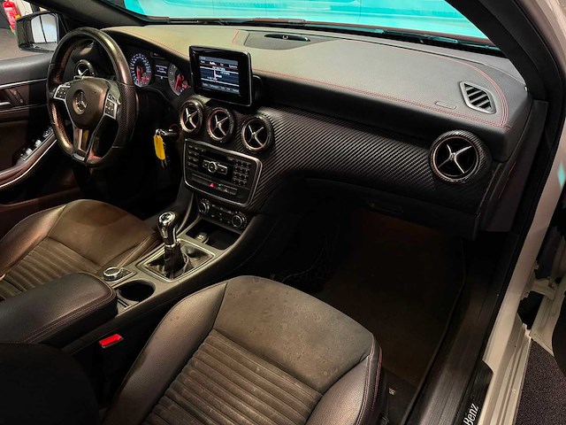 Mercedes-benz - a-klasse - 200 ambition 84-xtj-4 2012 - afbeelding 9 van  24