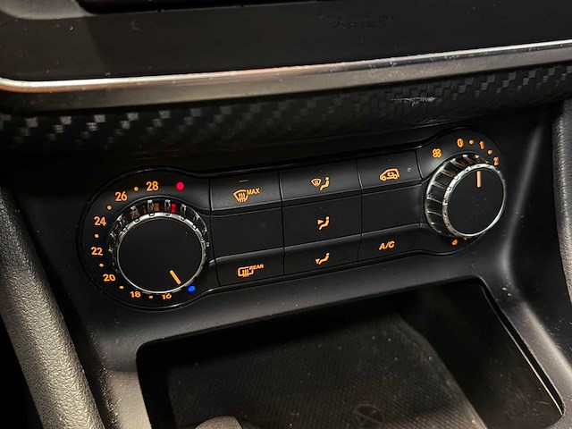 Mercedes-benz - a-klasse - 200 ambition 84-xtj-4 2012 - afbeelding 21 van  24