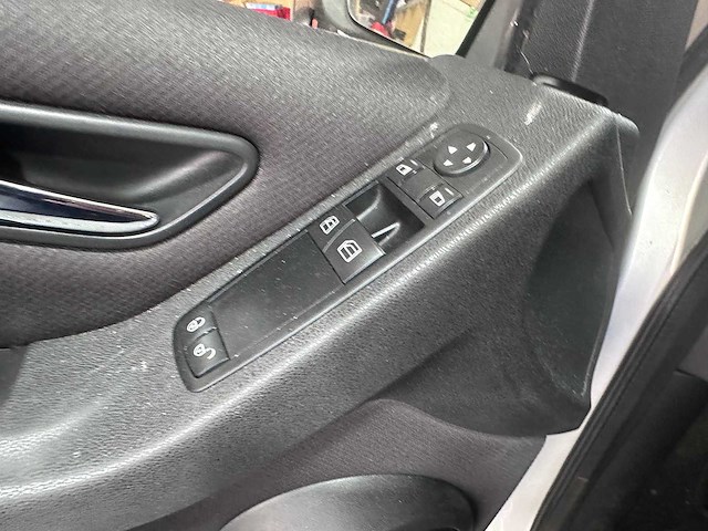 Mercedes-benz - a-klasse - 200 avantgarde - 13-xgh-2- 2006 - afbeelding 13 van  13