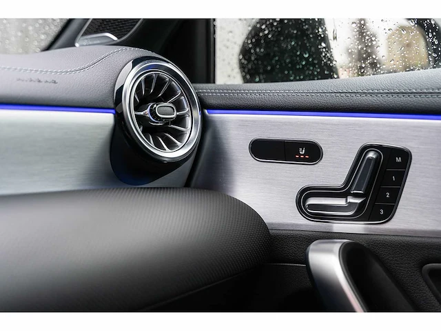 Mercedes-benz - a-klasse - amg 45 s 4matic+ - 2021 - l-749-nx - personenauto - afbeelding 8 van  47