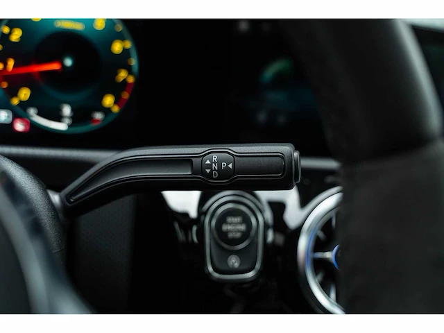 Mercedes-benz - a-klasse - amg 45 s 4matic+ - 2021 - l-749-nx - personenauto - afbeelding 28 van  47