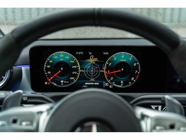 Mercedes-benz - a-klasse - amg 45 s 4matic+ - 2021 - l-749-nx - personenauto - afbeelding 33 van  47