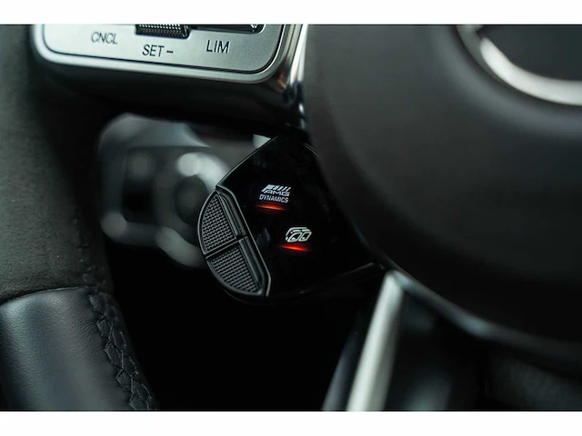 Mercedes-benz - a-klasse - amg 45 s 4matic+ - 2021 - l-749-nx - personenauto - afbeelding 42 van  47
