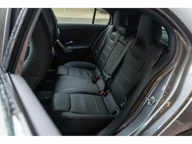 Mercedes-benz - a-klasse - amg 45 s 4matic+ - 2021 - l-749-nx - personenauto - afbeelding 47 van  47