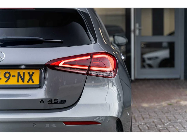 Mercedes-benz - a-klasse - amg 45 s 4matic+ - 2021 - l-749-nx - personenauto - afbeelding 13 van  34