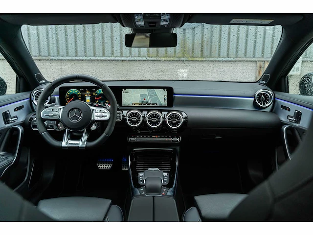 Mercedes-benz - a-klasse - amg 45 s 4matic+ - 2021 - l-749-nx - personenauto - afbeelding 16 van  34
