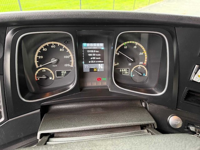 Mercedes-benz - actros - haakarm - 43-bbs-8 - 2013 - vrachtwagen - afbeelding 19 van  40