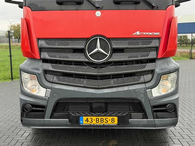 Mercedes-benz - actros - haakarm - 43-bbs-8 - 2013 - vrachtwagen - afbeelding 25 van  40