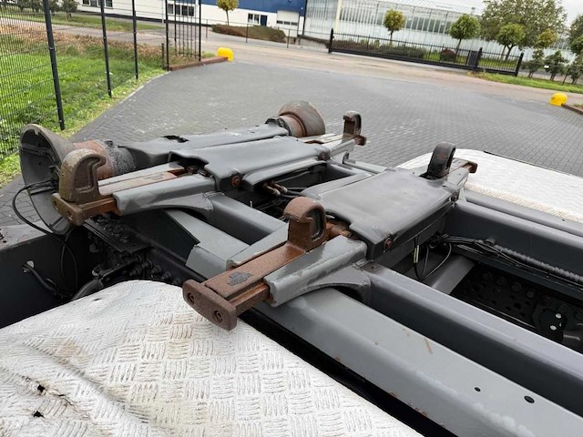 Mercedes-benz - actros - haakarm - 43-bbs-8 - 2013 - vrachtwagen - afbeelding 9 van  16