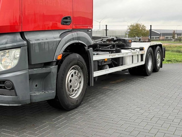 Mercedes-benz - actros - haakarm - 43-bbs-8 - 2013 - vrachtwagen - afbeelding 14 van  16