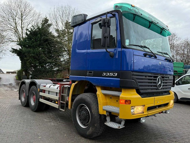 Mercedes benz - actros 3353 6x6 - vrachtwagen - afbeelding 14 van  17