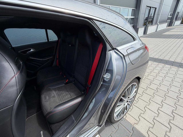 Mercedes-benz - amg - cla-klasse - shooting brake - 45 4m. or.arted - personenauto - 2015 - afbeelding 8 van  20