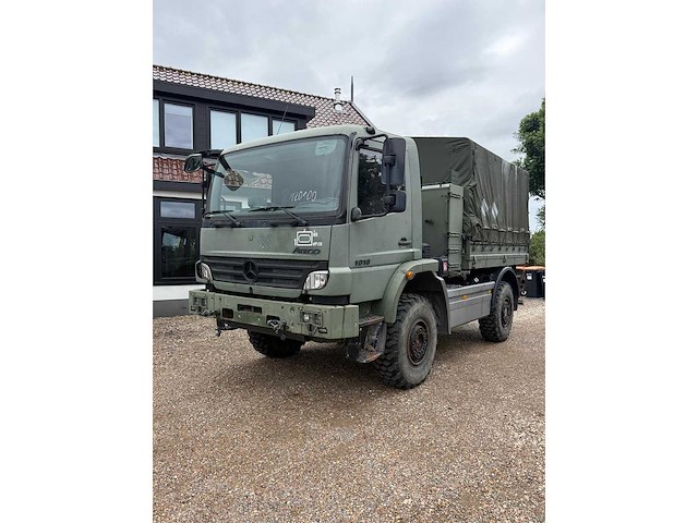 Mercedes benz - atego 1018 4x4 - vrachtwagen - afbeelding 4 van  24