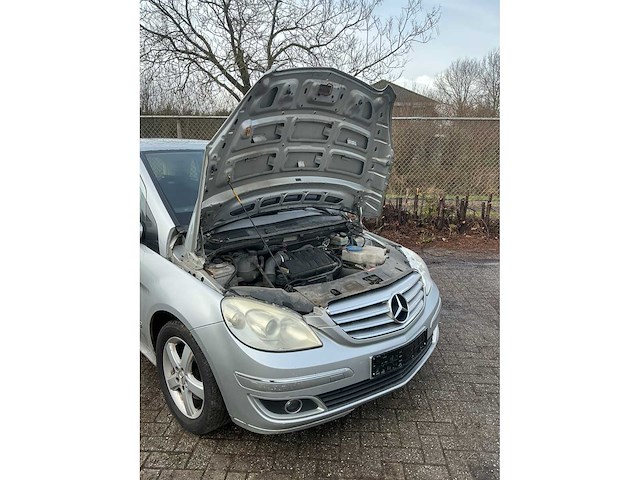 Mercedes-benz - b 180 cdi - belgische papieren - afbeelding 12 van  22