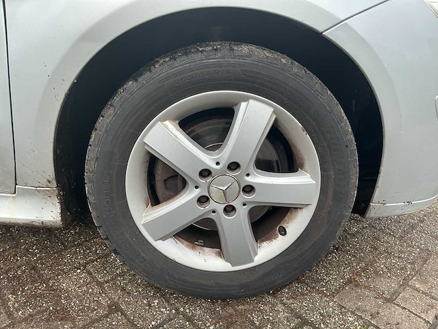 Mercedes-benz - b 180 cdi - belgische papieren - afbeelding 21 van  22