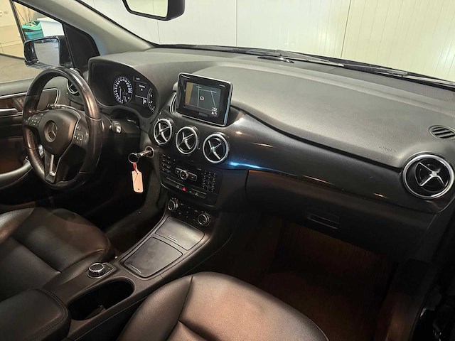Mercedes-benz - b-klasse - 180 ambition - car - 2014|6-tgr-77|iaw - afbeelding 14 van  20