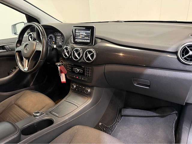 Mercedes-benz - b-klasse - 200 - automaat - personenauto - 2012 - afbeelding 4 van  18