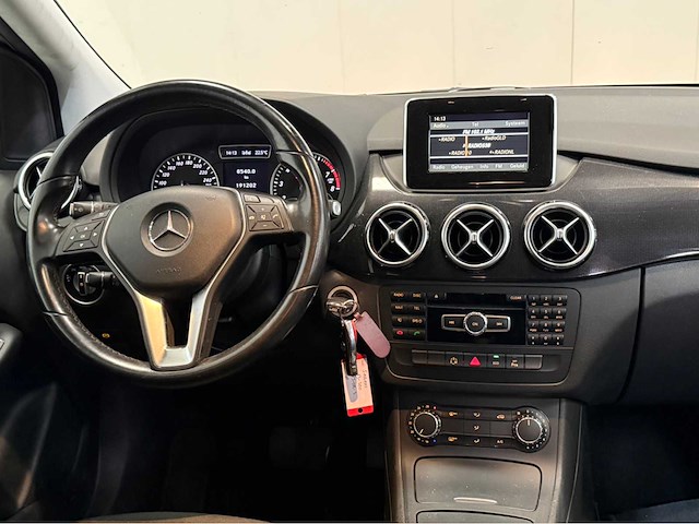 Mercedes-benz - b-klasse - 200 - automaat - personenauto - 2012 - afbeelding 5 van  18