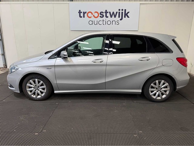 Mercedes-benz - b-klasse - 200 - automaat - personenauto - 2012 - afbeelding 8 van  18