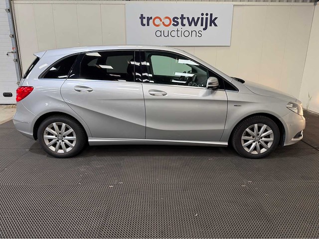 Mercedes-benz - b-klasse - 200 - automaat - personenauto - 2012 - afbeelding 15 van  18