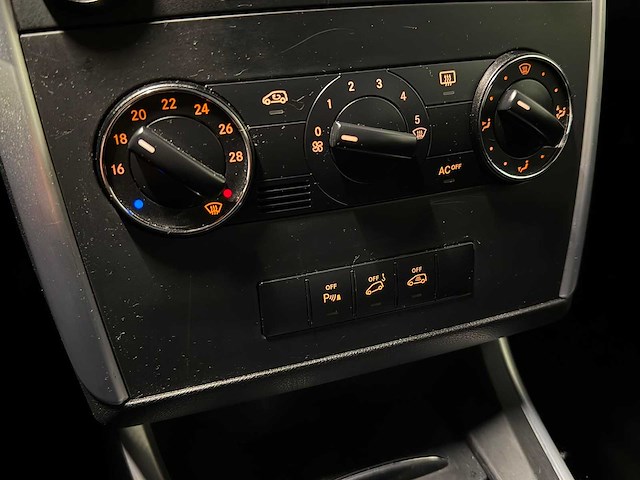 Mercedes-benz - b-klasse - 200 84-sg-bv 2006 iaw - afbeelding 22 van  22