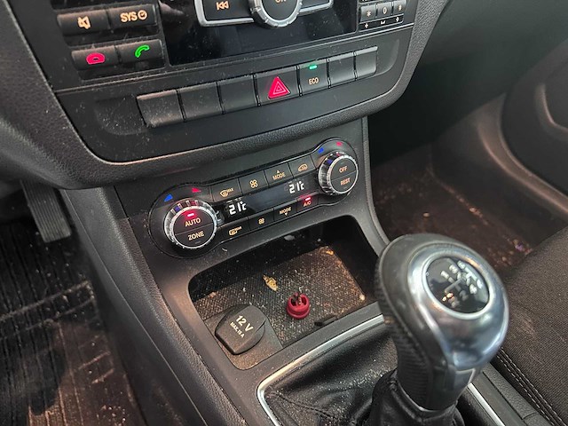 Mercedes-benz - b-klasse - 200 cdi ambition - kl-959-z- 2012 - afbeelding 5 van  19
