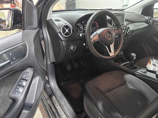 Mercedes-benz - b-klasse - 200 cdi ambition - kl-959-z- 2012 - afbeelding 17 van  19