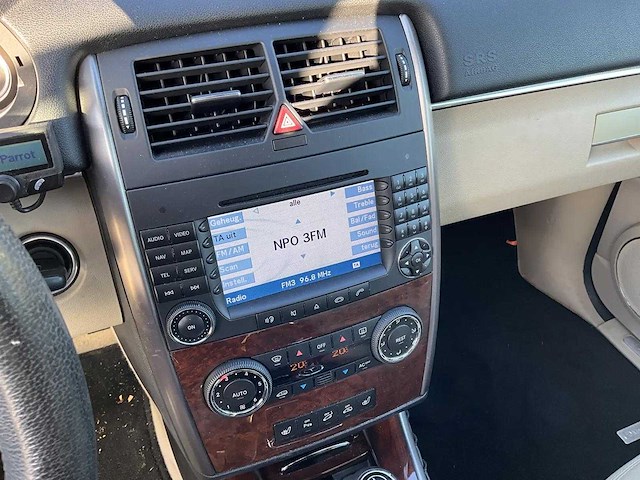 Mercedes-benz - b-klasse - 200 turbo - personenauto - afbeelding 9 van  27