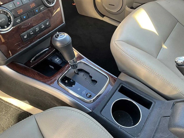 Mercedes-benz - b-klasse - 200 turbo - personenauto - afbeelding 10 van  27