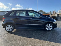 Mercedes-benz - b-klasse - 200 turbo - personenauto - afbeelding 24 van  27