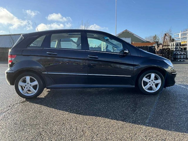 Mercedes-benz - b-klasse - 200 turbo - personenauto - afbeelding 11 van  11