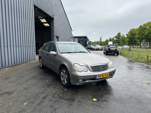 Mercedes-benz - c-klasse - 180 k. amice - car - 2003 - afbeelding 12 van  53