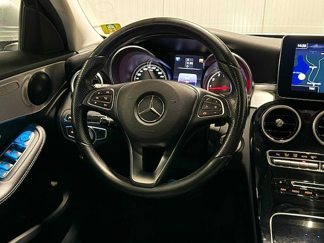 Mercedes-benz - c-klasse - 180 prestige - car - 2016|nx-118-r|iaw - afbeelding 35 van  35