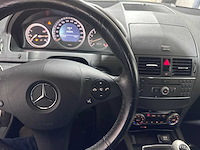 Mercedes-benz - c-klasse - 200 k - 70-gfg-3 - afbeelding 17 van  18