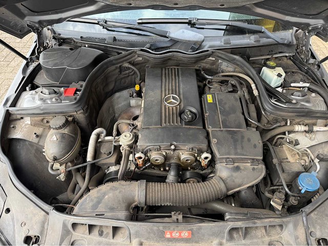 Mercedes-benz - c-klasse - 200 k - personenauto - 2009 - afbeelding 2 van  19