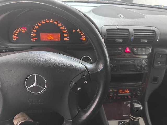 Mercedes-benz - c-klasse - 240 v6 elegance automaat- 16-gn-jr- 2001 - afbeelding 17 van  18