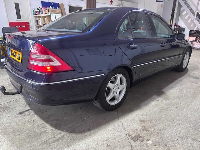 Mercedes-benz - c-klasse - 240 v6 elegance automaat- 16-gn-jr- 2001 - afbeelding 5 van  7