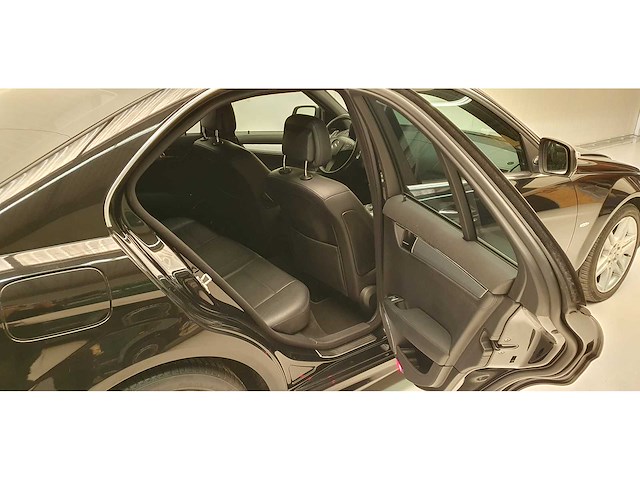 Mercedes-benz - c-klasse - 350 - amg - avantgarde - afbeelding 21 van  31