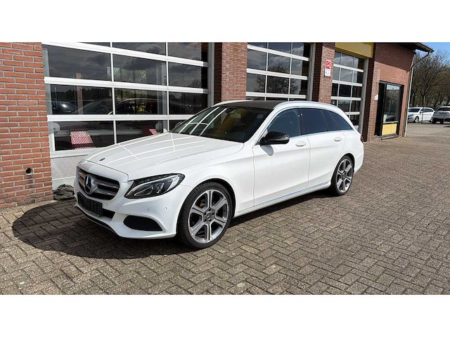 Mercedes-benz - c-klasse - estate 180 ambition - personenauto - 2015 - afbeelding 1 van  22