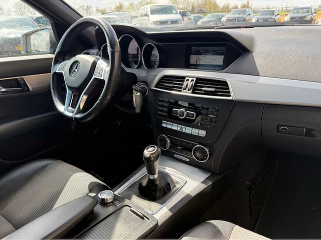 Mercedes-benz - c-klasse c180 - estate 180 cdi bnscl. avantgarde - personenauto - 2012 - afbeelding 9 van  26