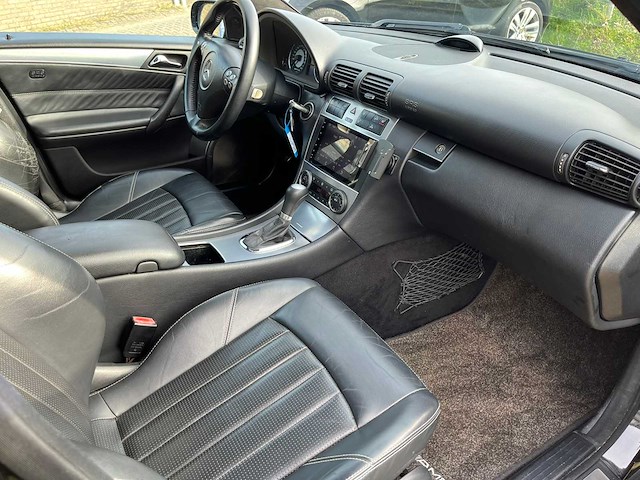 Mercedes-benz - c-klasse combi - amg 55 - personenauto - afbeelding 10 van  18