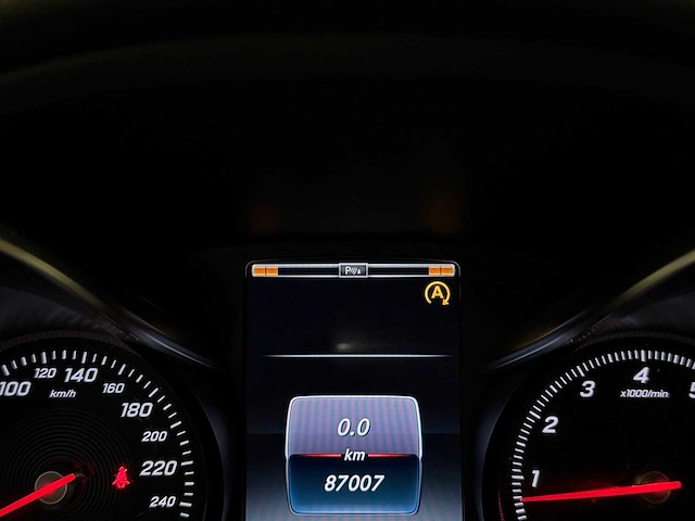 Mercedes-benz - c-klasse estate - 180 prestige 2015 l-901-kr iaw - afbeelding 1 van  7