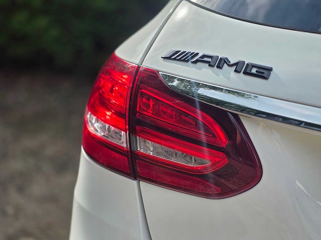 Mercedes-benz - c-klasse estate - c43s - 450 amg 4matic - sn-540-x - 2015 - personenauto - afbeelding 28 van  29