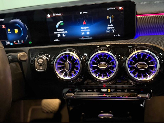 Mercedes-benz - cla - klasse - shooting brake - personenauto - 2021 - afbeelding 6 van  27