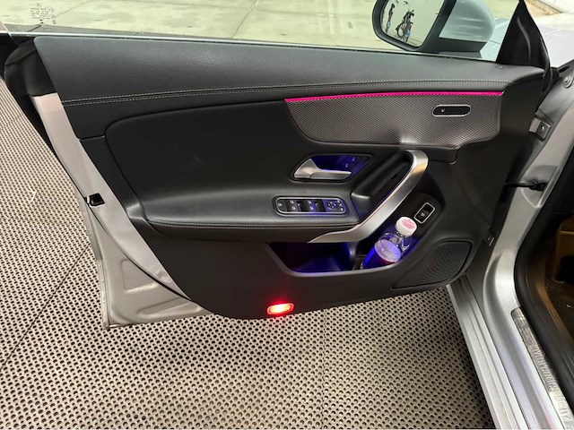 Mercedes-benz - cla - klasse - shooting brake - personenauto - 2021 - afbeelding 14 van  27